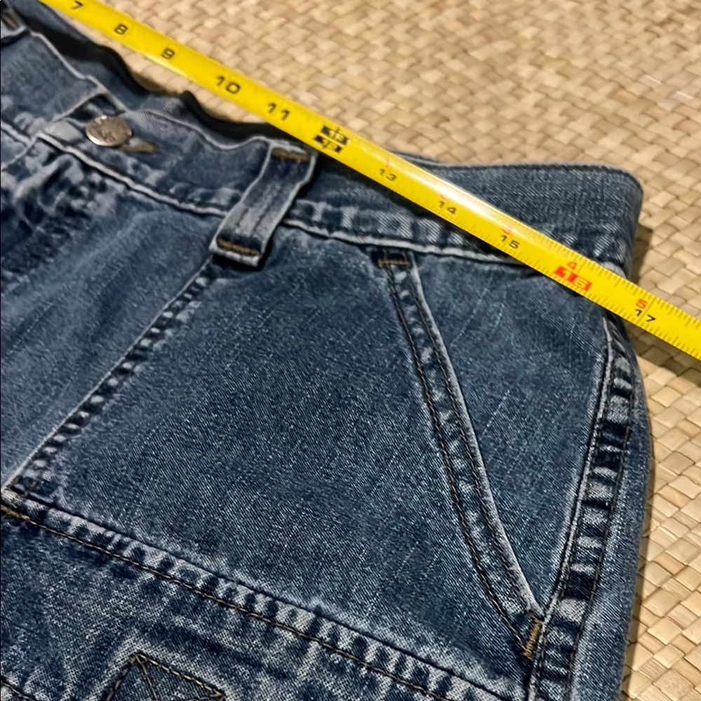 Lee Riveted Denim Women's Cargo Shorts ~ 16 - Picture 8 of 10